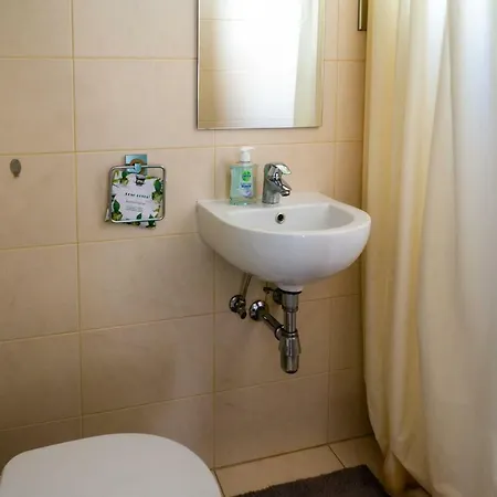 Cozy & Stylish - 2bd - Central Area & Parking * Larnaca